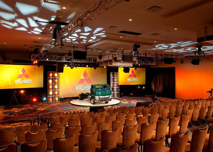 Top Hotels in Downtown Indianapolis