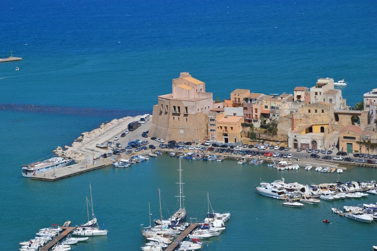 What to see in Trapani: the best attractions and practical tips on the city