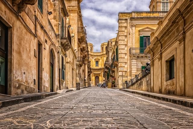 Noto: what to see, where to eat and what to do in the evening