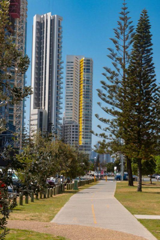 viali e palazzi sulla Gold Coast